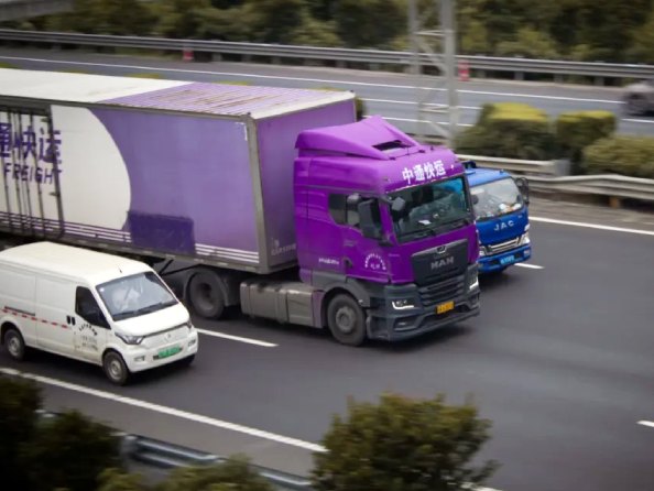 曼恩城市猎影 | 为你的心动作品投票！