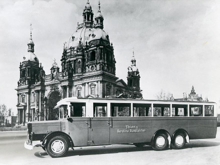 1929年，乘坐曼恩公交车游览柏林