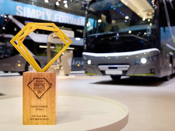 两届问鼎 | 曼恩再获Busworld数字大奖